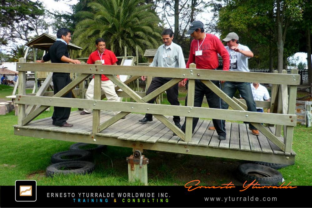 Miami Team Building LATAM | Team Building Empresarial