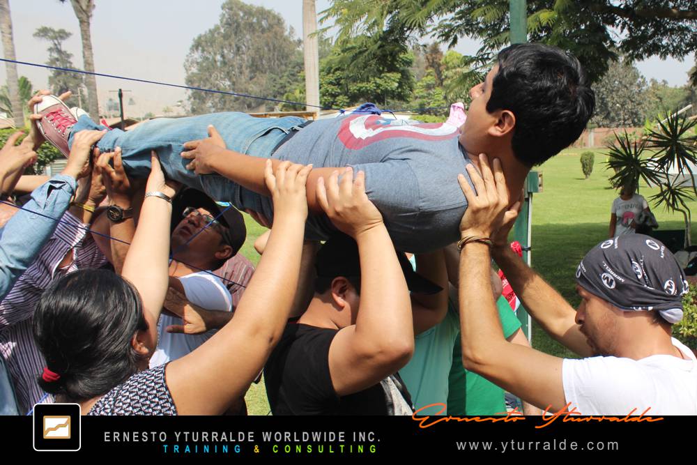 Miami Team Building LATAM | Team Building Empresarial